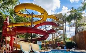 Golden Dolphin Grand Hotel - Apartamento Com Vista